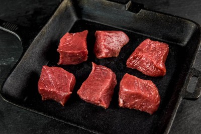 Свинина ошеек на шашлык 1 кг - купить в Верхних Атах